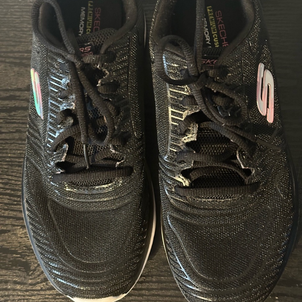 Skechers Women’s Max Cushioning Premier 2.0 Overland Sneakers